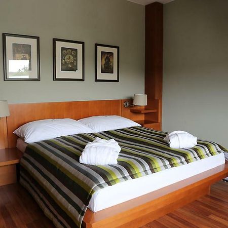 Hotel Popelka Прага Екстериор снимка