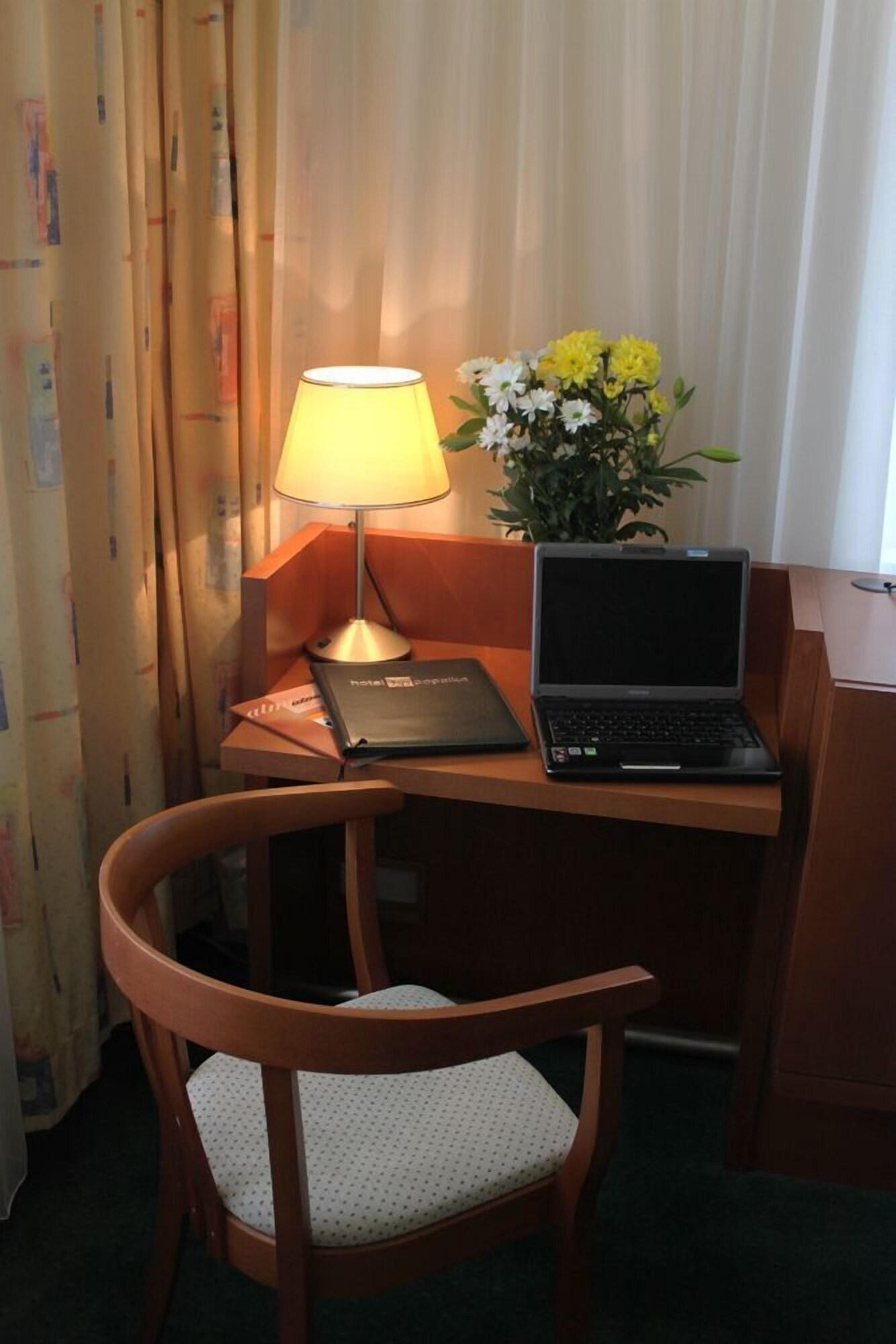 Hotel Popelka Прага Екстериор снимка