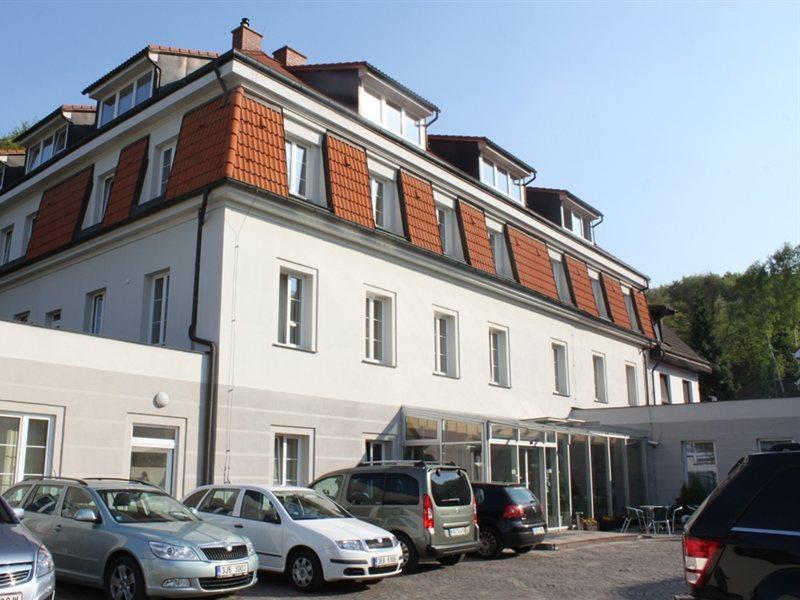 Hotel Popelka Прага Екстериор снимка
