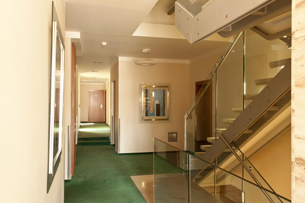 Hotel Popelka Прага Екстериор снимка