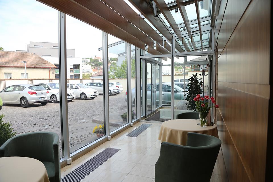 Hotel Popelka Прага Екстериор снимка