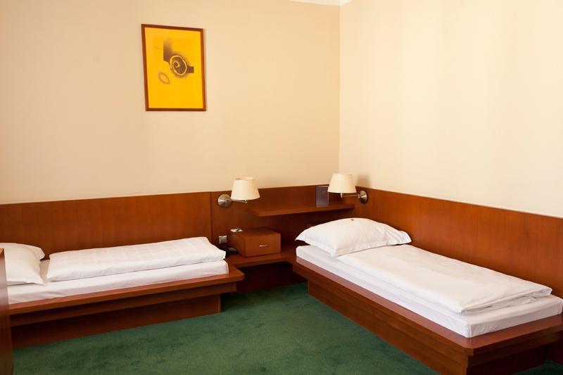 Hotel Popelka Прага Екстериор снимка